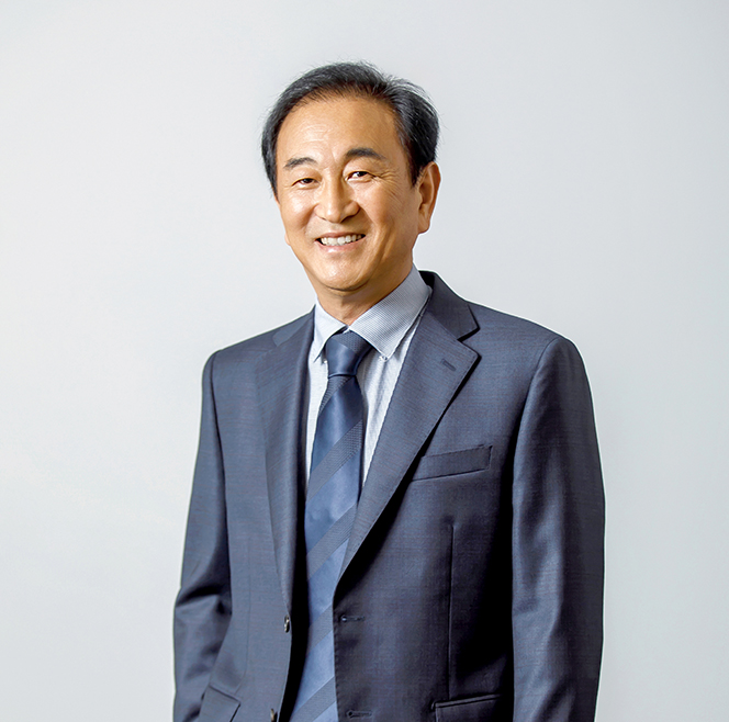 김완신 