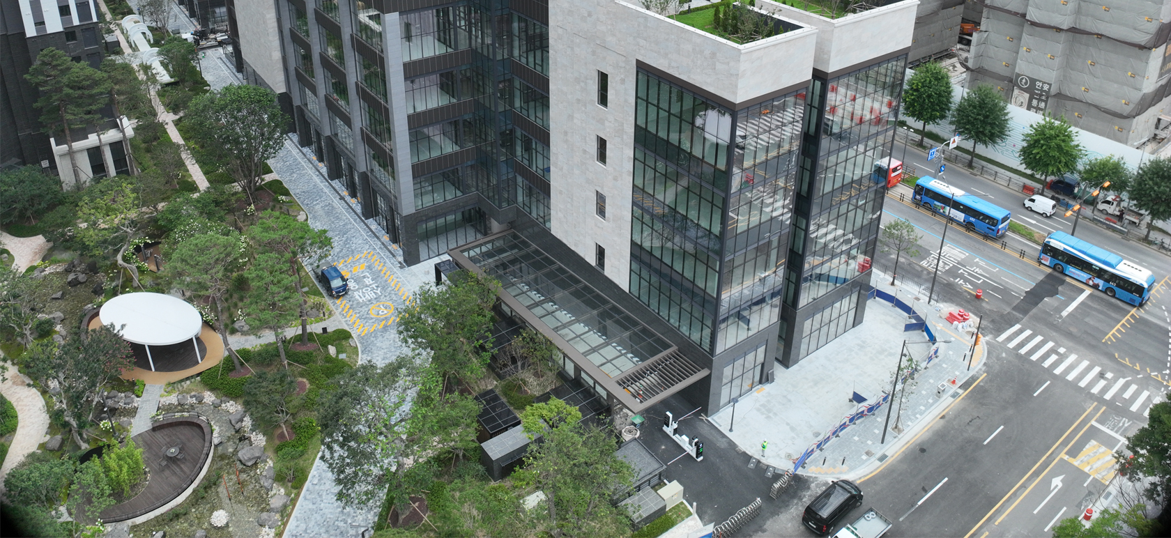 Banpo Apartment (District 3) Housing Reconstruction Project image 9